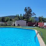 Tente Avec Terrasse Et Jacuzzi, 6 Personnes - Api-1-52-1705 *