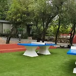אתר קמפינג Tente Avec Terrasse Et Jacuzzi, 6 Personnes - Api-1-52-1705