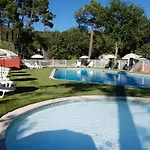 אתר קמפינג Tente Avec Terrasse Et Jacuzzi, 6 Personnes - Api-1-52-1705 גרימו